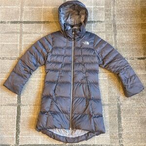 The North Face Girls' 550 Down Long Puffer Grey Jacket Size M 10-12 EUC